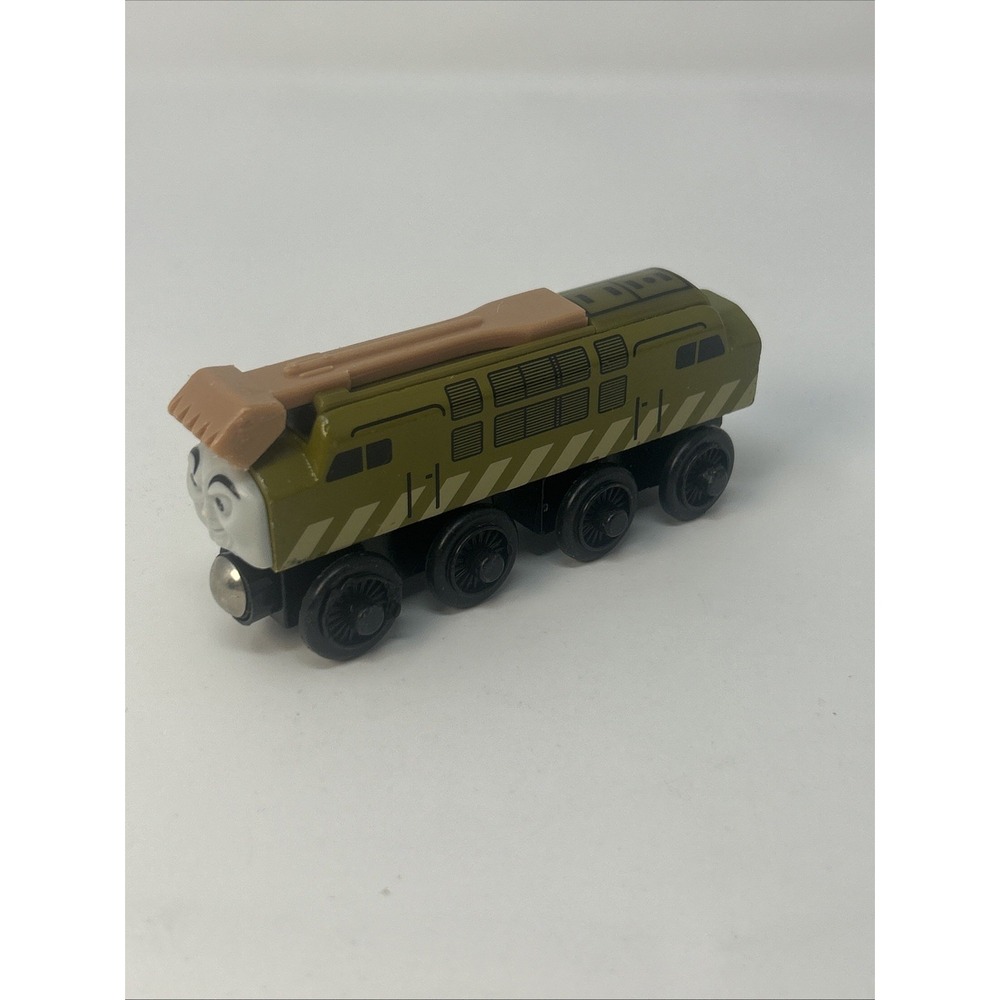 Thomas & Friends Wooden Railway DIESEL 10 Train Engine Magnetic